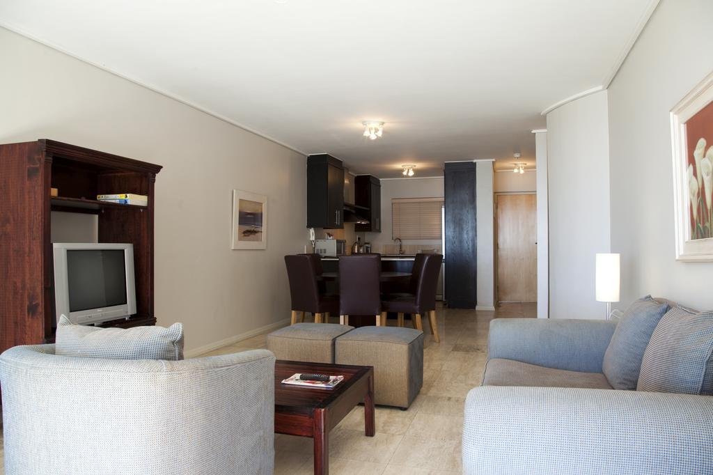 ลากูน บีช โฮเต็ล อพาร์ตเมนต์ Aparthotel เคปทาวน์ ภายนอก รูปภาพ