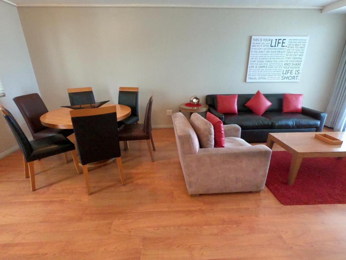ลากูน บีช โฮเต็ล อพาร์ตเมนต์ Aparthotel เคปทาวน์ ภายนอก รูปภาพ