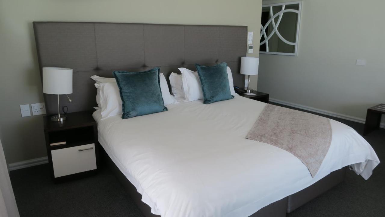 ลากูน บีช โฮเต็ล อพาร์ตเมนต์ Aparthotel เคปทาวน์ ภายนอก รูปภาพ